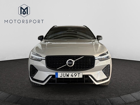 Volvo XC60 9 of 24