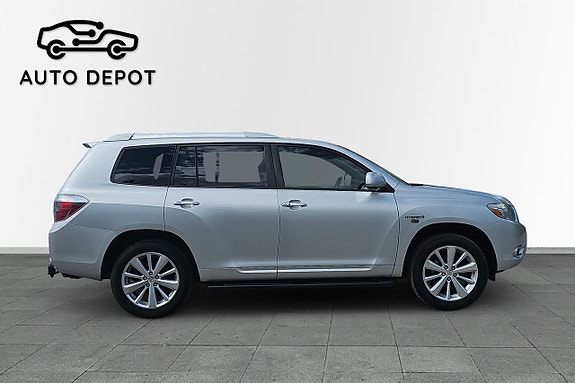 Toyota Highlander 3 of 10
