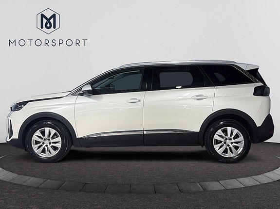Peugeot 5008 3 of 19