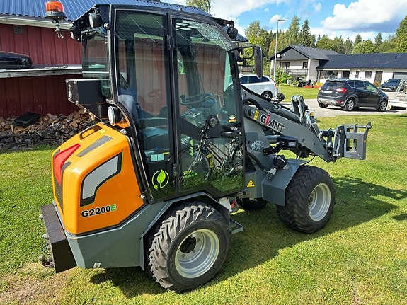 Redskapsbärare  Giant G220 E 5 of 5