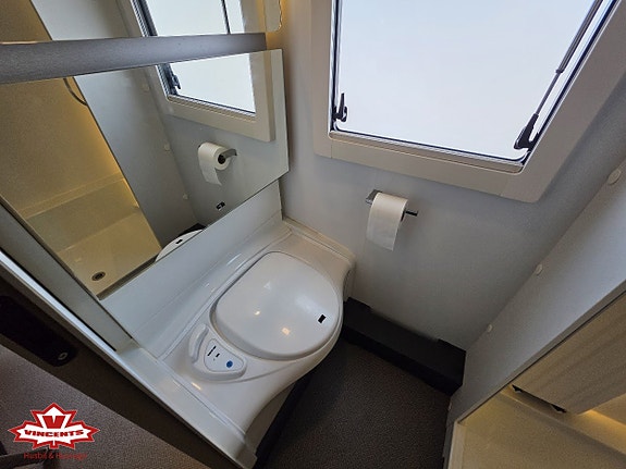 Adria ALPINA 663 PT *Barnkammare *AC 15 of 21