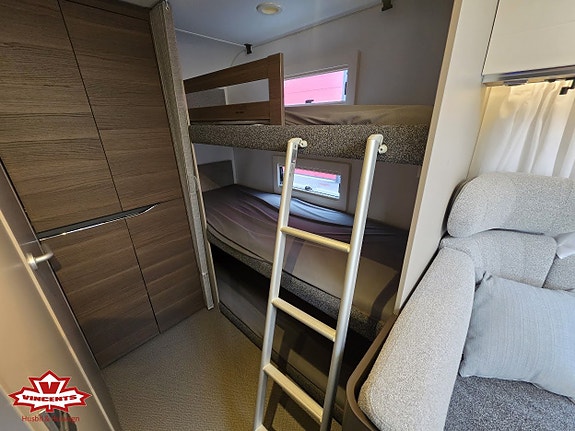 Adria ALPINA 663 PT *Barnkammare *AC 11 of 21