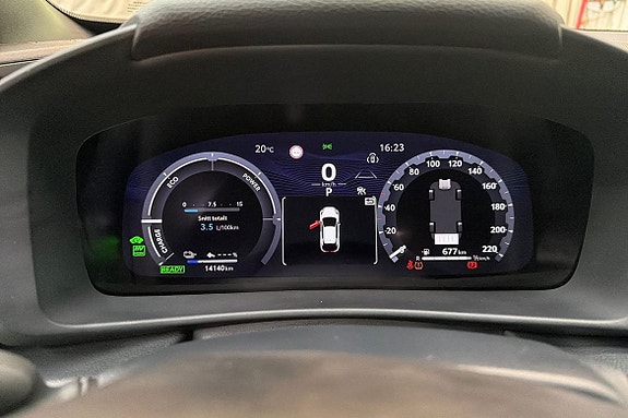 Toyota C-HR 16 of 21