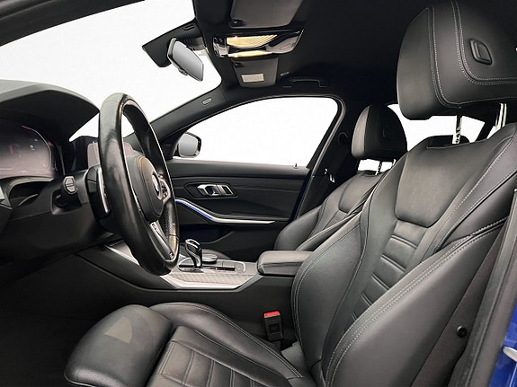 BMW 320d 12 of 30