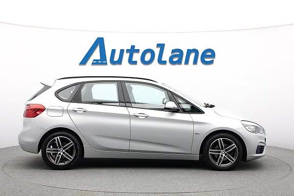 BMW 218d 9 of 30
