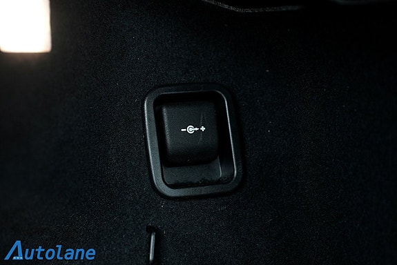 BMW 218d 29 of 30