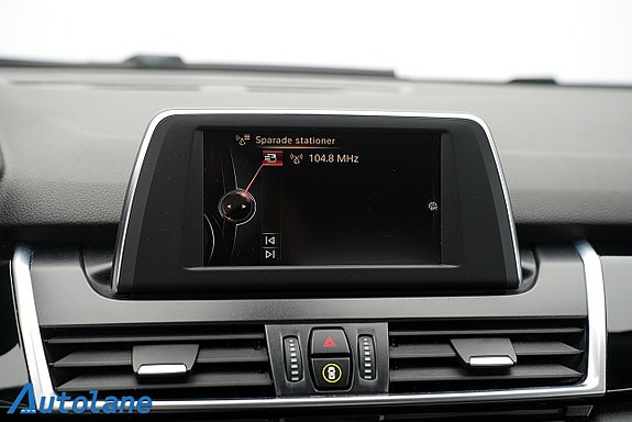 BMW 218d 14 of 30