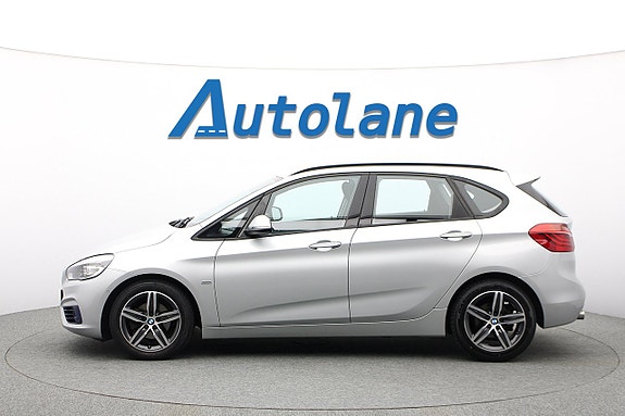 BMW 218d 5 of 30