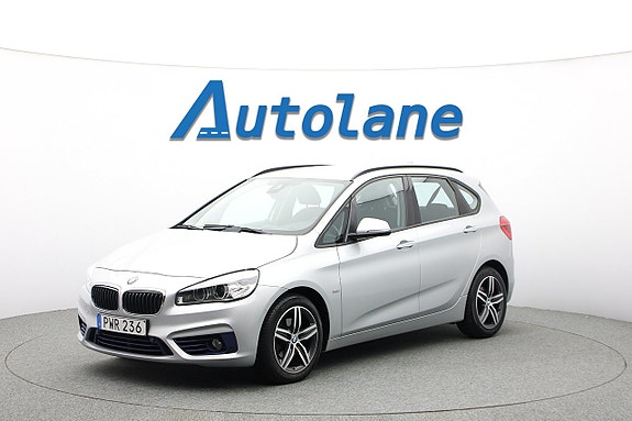 BMW 218d 4 of 30