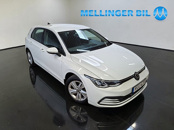 Volkswagen Golf VIII 2 of 24