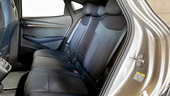 Cupra Tavascan 11 of 12