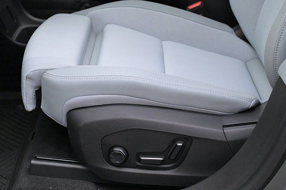 Polestar 4 11 of 27