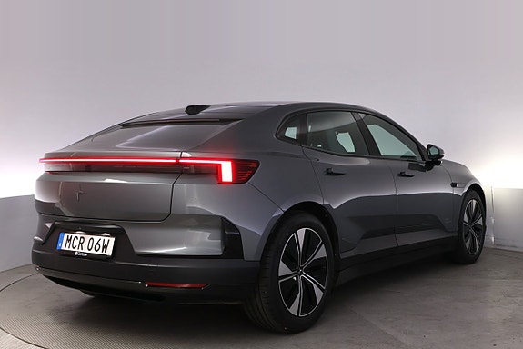 Polestar 4 5 of 27