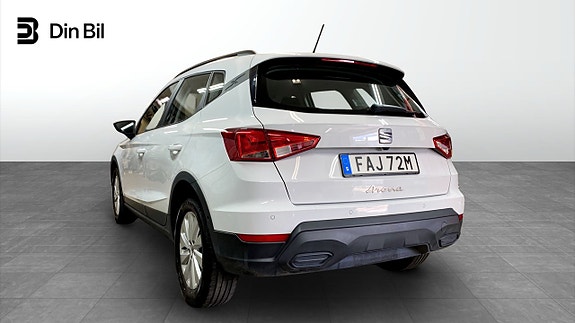 Seat Arona 4 of 13
