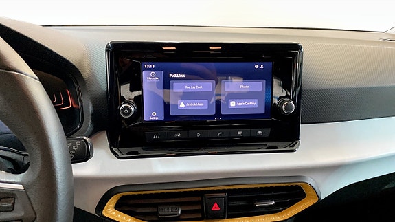 Seat Arona 10 of 13