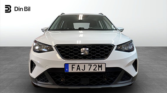 Seat Arona 5 of 13