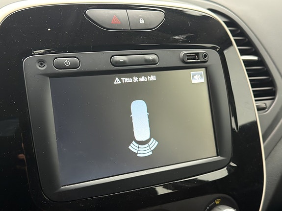 Renault Captur 20 of 30