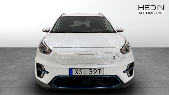 Kia e-Niro 8 of 12
