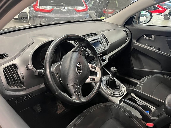 Kia Sportage 6 of 8