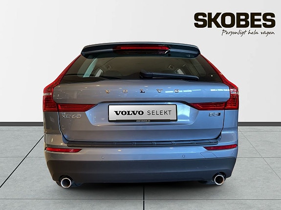 Volvo XC60 14 of 21