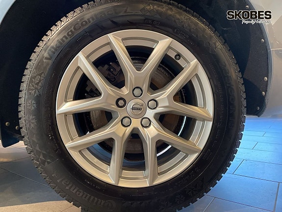 Volvo XC60 5 of 21
