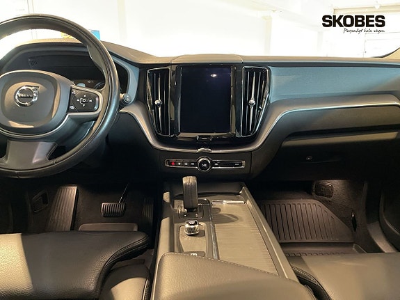 Volvo XC60 9 of 21