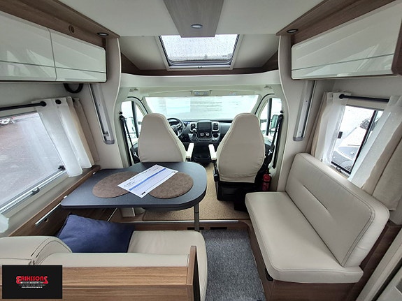 Pilote P 746 *Hydraulben * AC *Queenbed 2 of 16