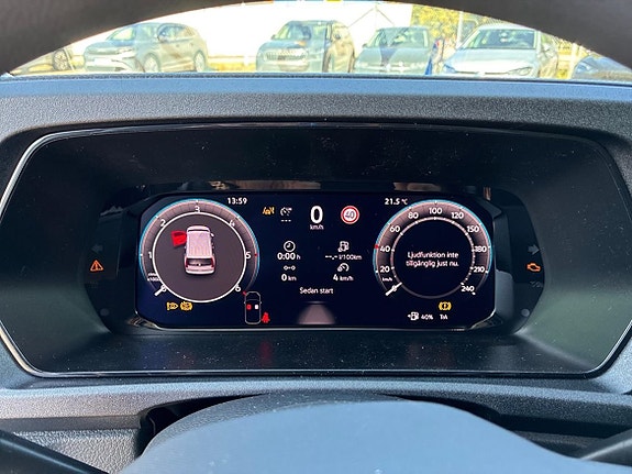 Volkswagen Caddy 12 of 18