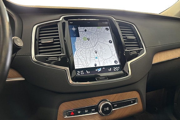 Volvo XC90 18 of 24