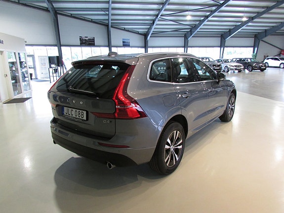 Volvo XC60 5 of 21