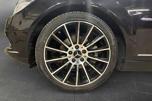Mercedes-Benz C180 16 of 17
