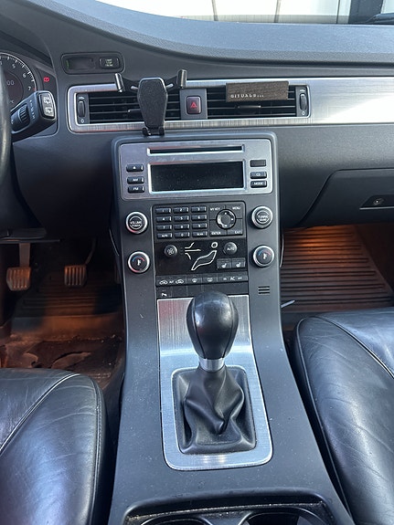 Volvo V70 9 of 9