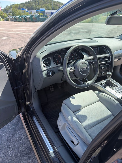 Audi A4 6 of 6