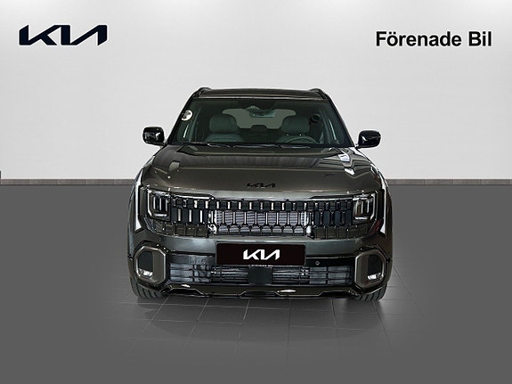 Kia Seltos 2 of 18