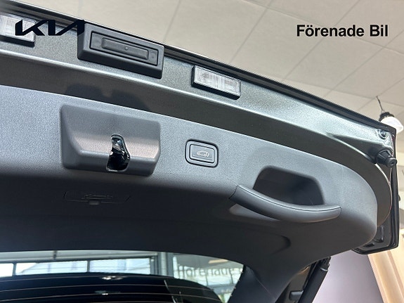 Kia Seltos 15 of 18