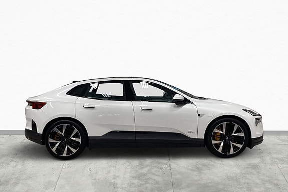 Polestar 4 4 of 18