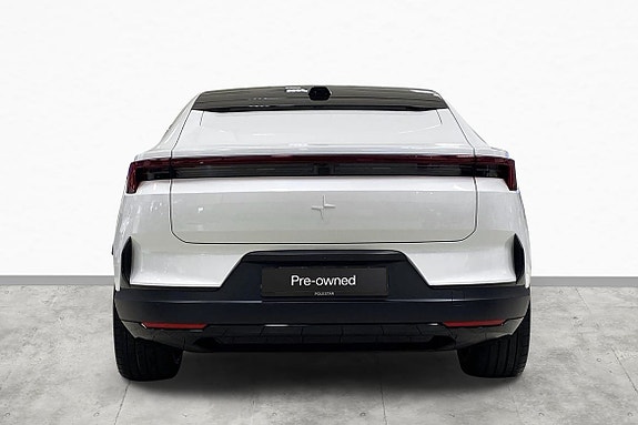 Polestar 4 5 of 18