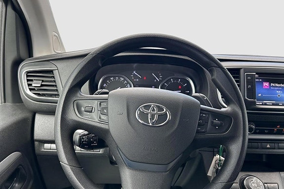 Toyota Proace Verso 8 of 12