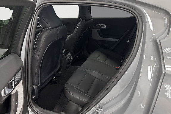 Polestar 2 12 of 15