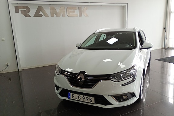 Renault Megane 2 of 6