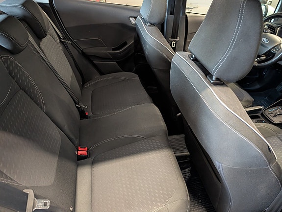 Ford Fiesta 8 of 9