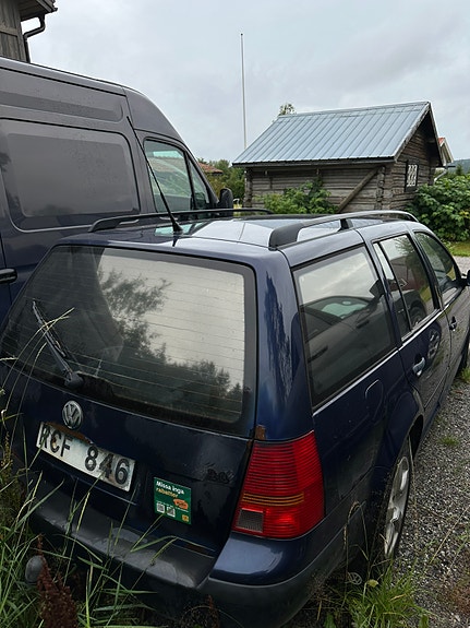 Volkswagen Golf IV 2 of 2