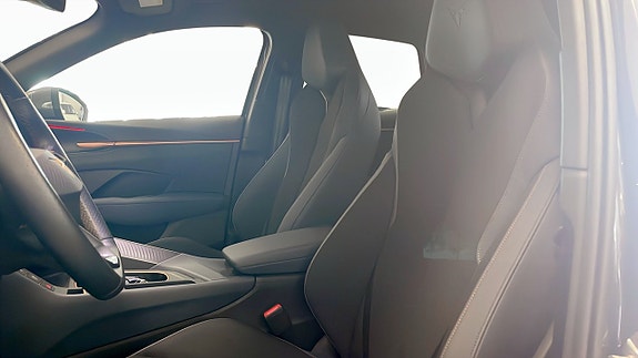 Cupra Terramar 8 of 12