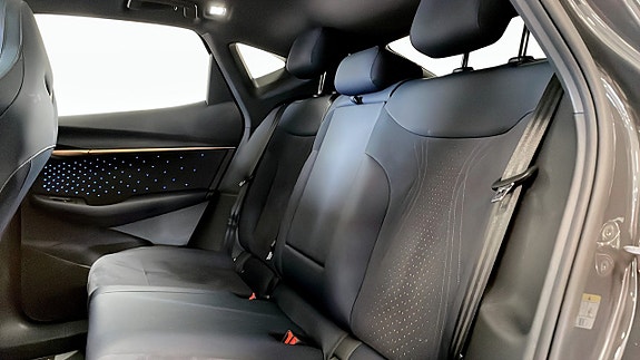 Cupra Tavascan 12 of 14