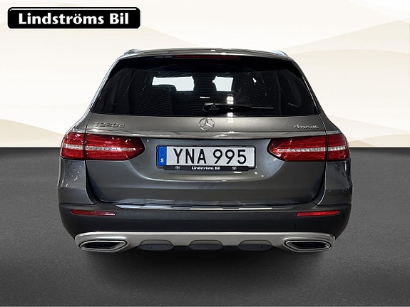 Mercedes-Benz E220 d 7 of 18
