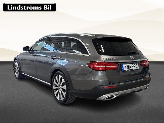 Mercedes-Benz E220 d 4 of 18