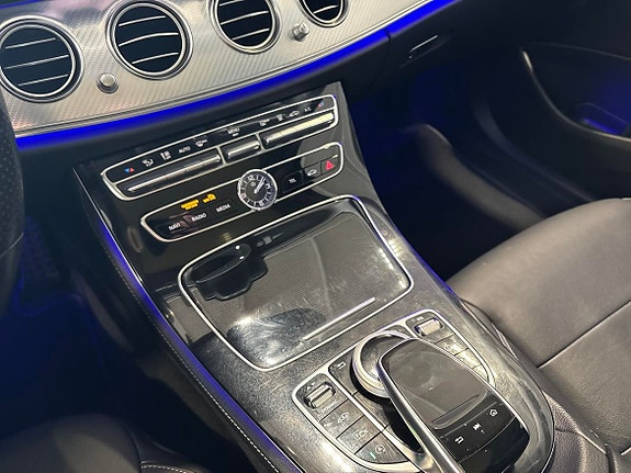 Mercedes-Benz E220 d 17 of 18