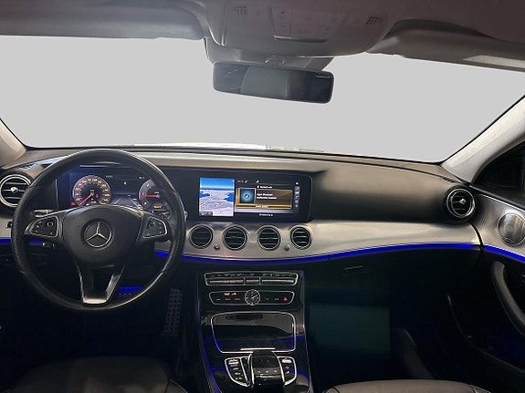 Mercedes-Benz E220 d 11 of 18