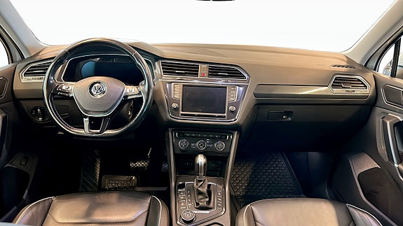 Volkswagen Tiguan 10 of 14