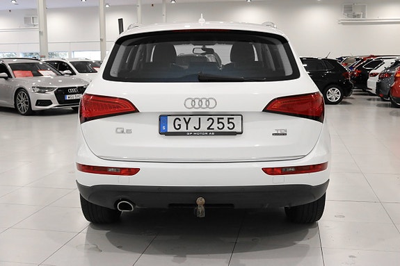 Audi Q5 4 of 22